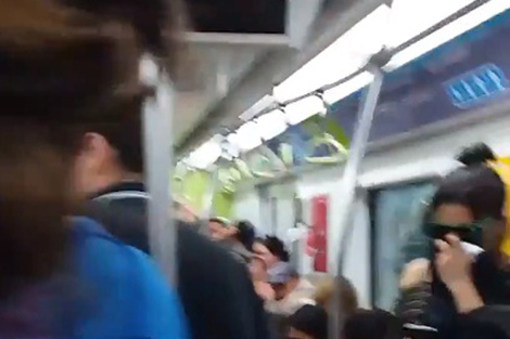 Pasajeros semiafixiados por los gases en el subte