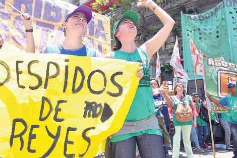 Un paro para defender los puestos de trabajo