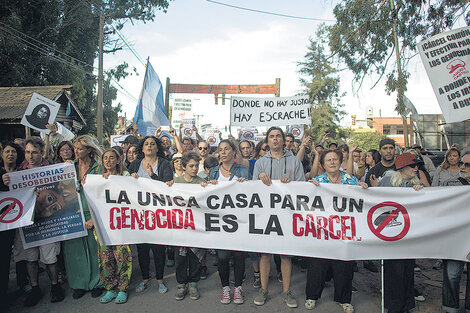 Los vecinos del Bosque Peralta Ramos advirtieron que el genocida Etchecolatz no debe estar en otro lugar que no sea la cárcel.