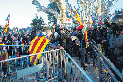 Cataluña queda en un limbo gubernamental