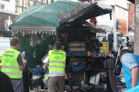 Desalojo de vendedores ambulantes en Liniers