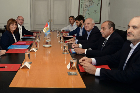 Lifschitz participó de la reunión con Bullrich y todo su gabinete ministerial.