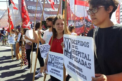 Movilización contra los despidos en el Hospital Posadas