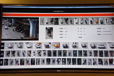 Así monitorean los autos en China, en busca de sospechosos o infractores.