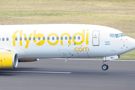 Un mes de Flybondi cada vez más bondi