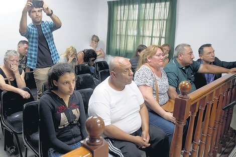 Familiares de Ramos y Mariezcurrena durante la audiencia. (Fuente: Télam)