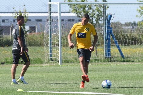 Tobio prefirió no entrenar ayer por una molestia.