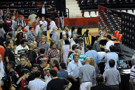 En octubre pasado se registró una violenta asamblea en el club.