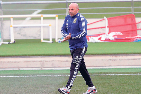 Sampaoli habló de la salida de Romero de la Selección