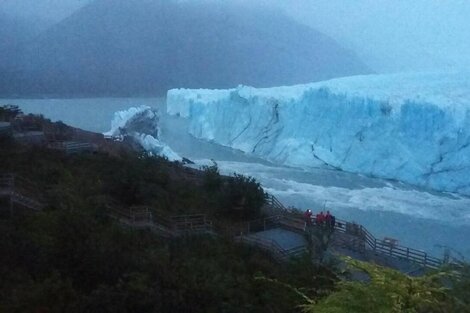 Cayó el “puente de hielo” del Perito Moreno