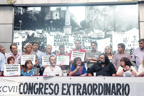 Los gremios docentes nucleados en Ctera anunciaron un paro de 48 horas en reclamo de paritarias. (Fuente: Télam)