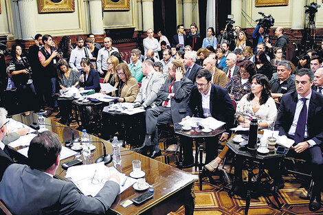 Aguad, a dar explicaciones al Congreso