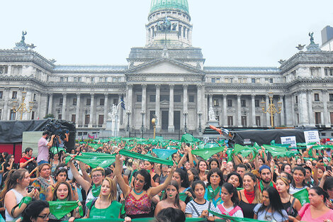 Si es legal, el aborto disminuye