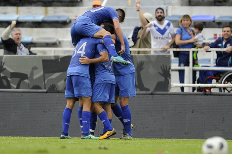 Lejos del descenso, volvió a ganar