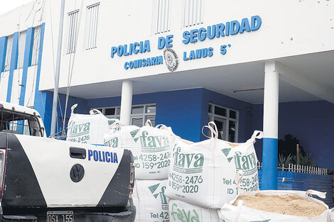 La comisaría 5ª de Lanús, donde fueron detenidos y golpeados los dos hermanos.