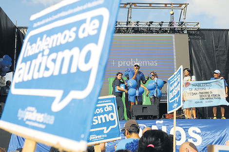 Jornada azul con reclamos