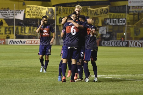 Tigre cantó su primera victoria de visitante