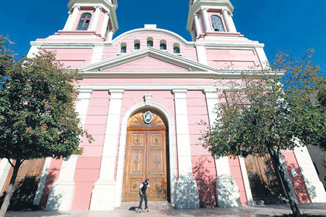 Renuncia del obispo de Rancagua en Chile