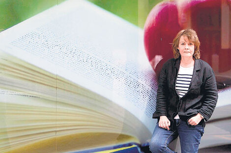 Vargas es la séptima mujer en 37 años en ganar el premio literario español.