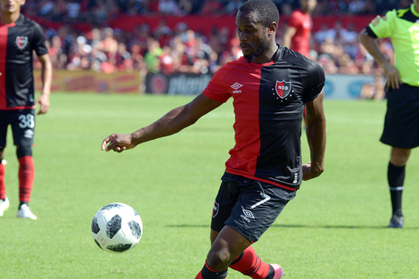 Newell's recupera a su goleador Luis Leal tras dos fechas. (Fuente: Sebastián Granata)