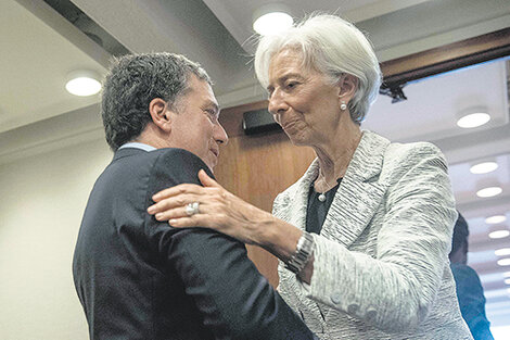 El ministro de Hacienda, Nicolás Dujovne, junto con la directora gerente del FMI, Christine Lagarde.