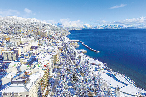 Bariloche, la puerta de entrada al sur, con más vuelos que nunca en esta temporada.