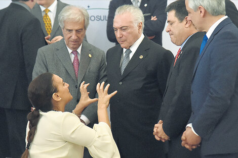La vicepresidenta Gabriela Michetti viajó en lugar de Macri.