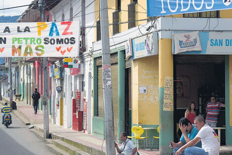 Propaganda electoral en las calles de Icononzo, Tolima.