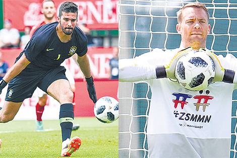 Alisson, figura en la selección brasileña. Manuel Neuer, el uno de Alemania.