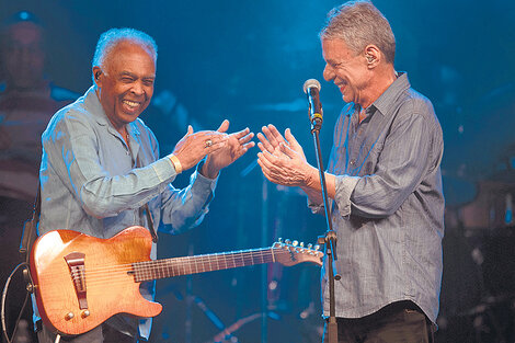 Gilberto Gil y Chico Buarque cantaron “Cálice”, un himno de resistencia a la dictadura.