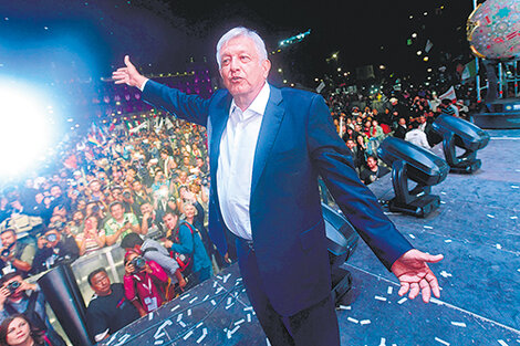 Noche de bodas para López Obrador y su Morena