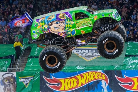 Camionetas tuneadas gigantes y rugientes habrá en las dos funciones de la Monster Jam en La Plata (8 y 9/12).