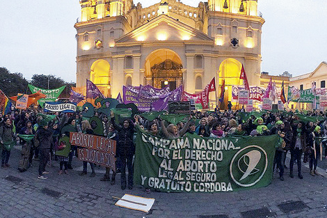 Contra el viento, la marea