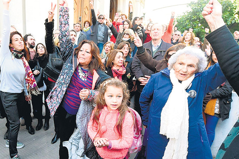 La despedida a Chicha Mariani, una de las mejores representantes de la lucha por los derechos humanos.