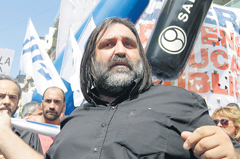 Al que reclama, multas millonarias