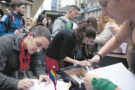 La fiesta de la apostasía