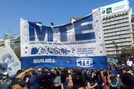 "Está en riesgo la paz social"
