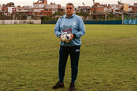 “El fútbol y el espectáculo son el mismo mono con distinto vestido”