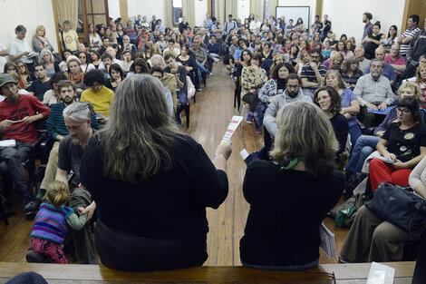 La asamblea se realizó anoche en la Facultad de Humanidades.