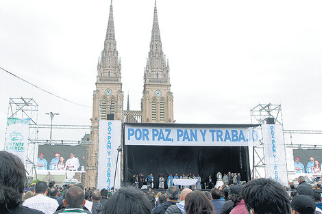 El acto del sábado “no se podría haber hecho sin la venia” del Papa, dijo Pablo Moyano. (Fuente: Carolina Camps)