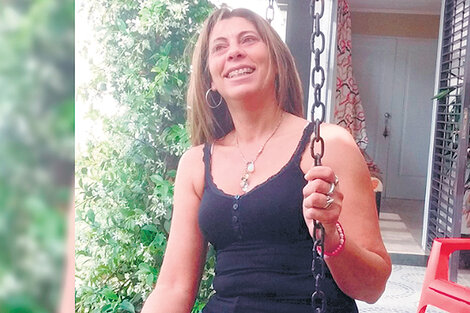 Dentro del auto de la mujer, hallado a unas cuadras de su casa, había manchas de sangre.