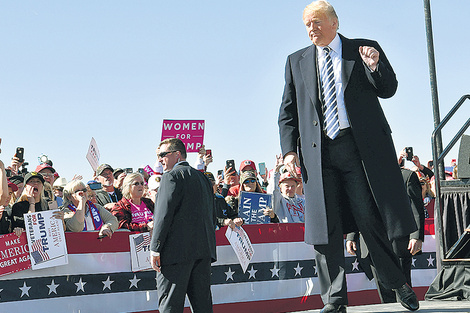 Trump en Arizona, cuidando a sus aliados sauditas. (Fuente: AFP)