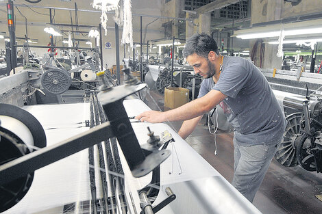 De cada cien trabajadores echados en estos meses, 74 se desempeñaban en talleres y fábricas.