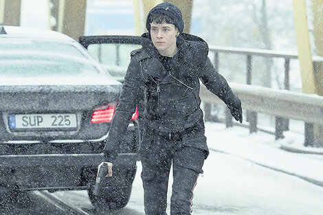 La versión de Salander de la inglesa Claire Foy tiene un aire menos freaky que la de Rooney Mara.