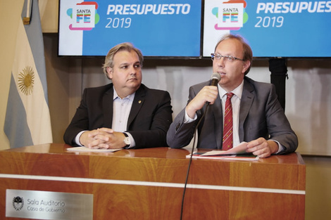 “Sostenemos la inversión en áreas sociales sensibles”, dijo Farías junto a Saglione.