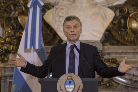 El presidente Mauricio Macri volvió ayer al Salón Blanco para dar una conferencia de prensa.