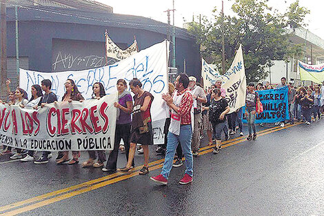 Cierre de escuelas, etapa superior del ajuste