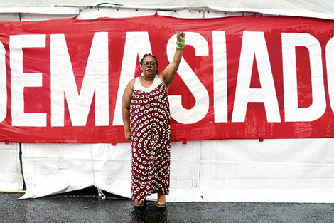 Mónica Francisco se define como mujer, negra, feminista, activista y defensora de los DD.HH.