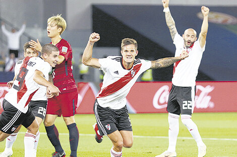 River se subió al podio con una goleada