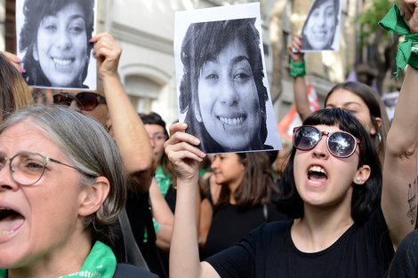 Uno de los reclamos fue juicio político a los magistrados que absolvieron a femicidas.